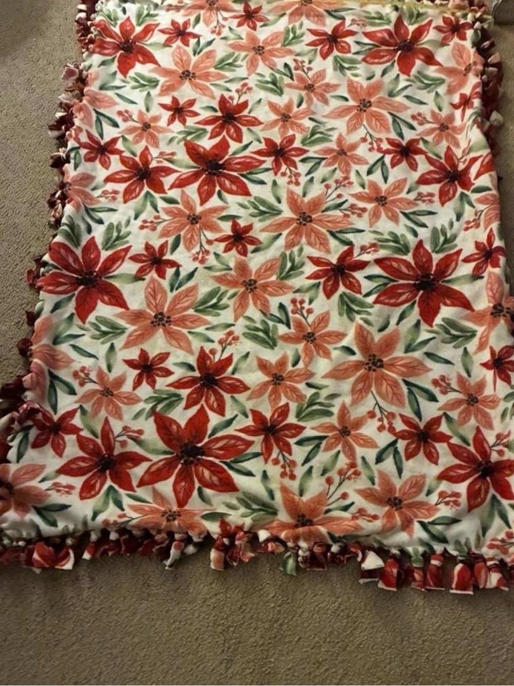 Cozy Floral Poinsettia Throw Blanket in Red & Peach